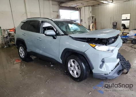 2021 Toyota Rav4 Xle из США, поврежденный, VIN 2T3W1RFV2MW106322